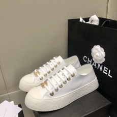 Chanel Low Shoes